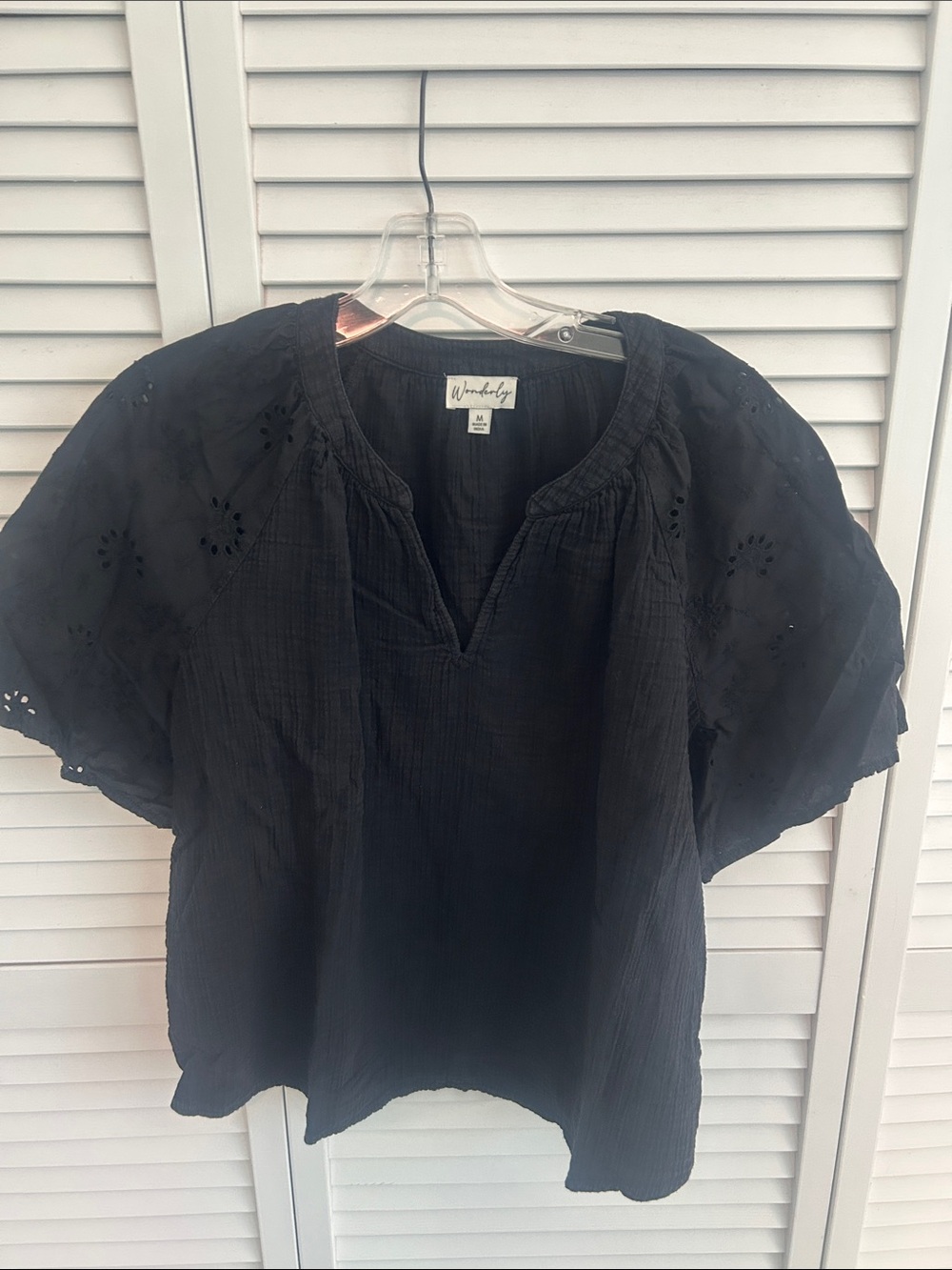 Wonderly Black Eyelet Puff-Sleeve Blouse